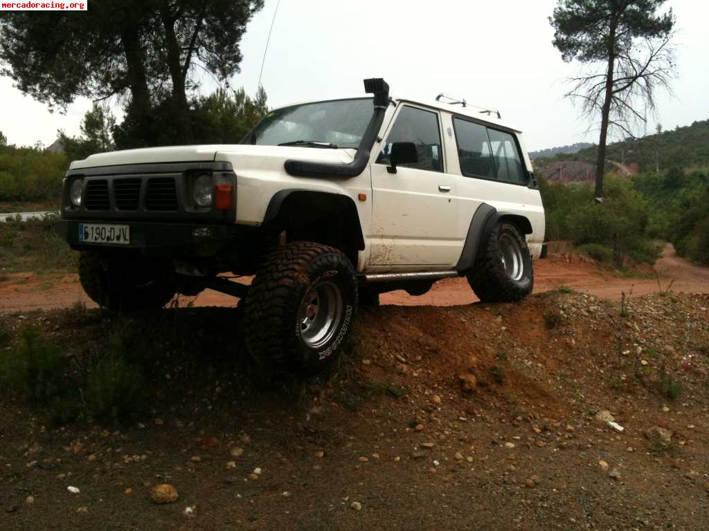 Se vende nissan patrol gr y60 #5