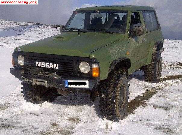 Se vende nissan patrol gr y60 #7