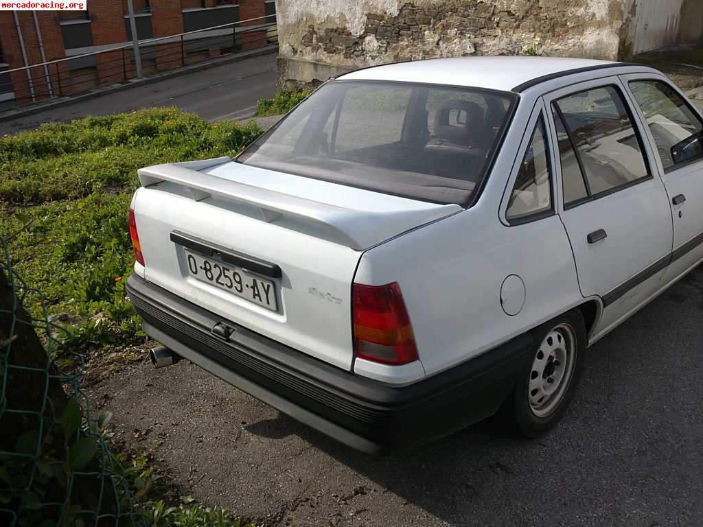 Opel kadett универсал