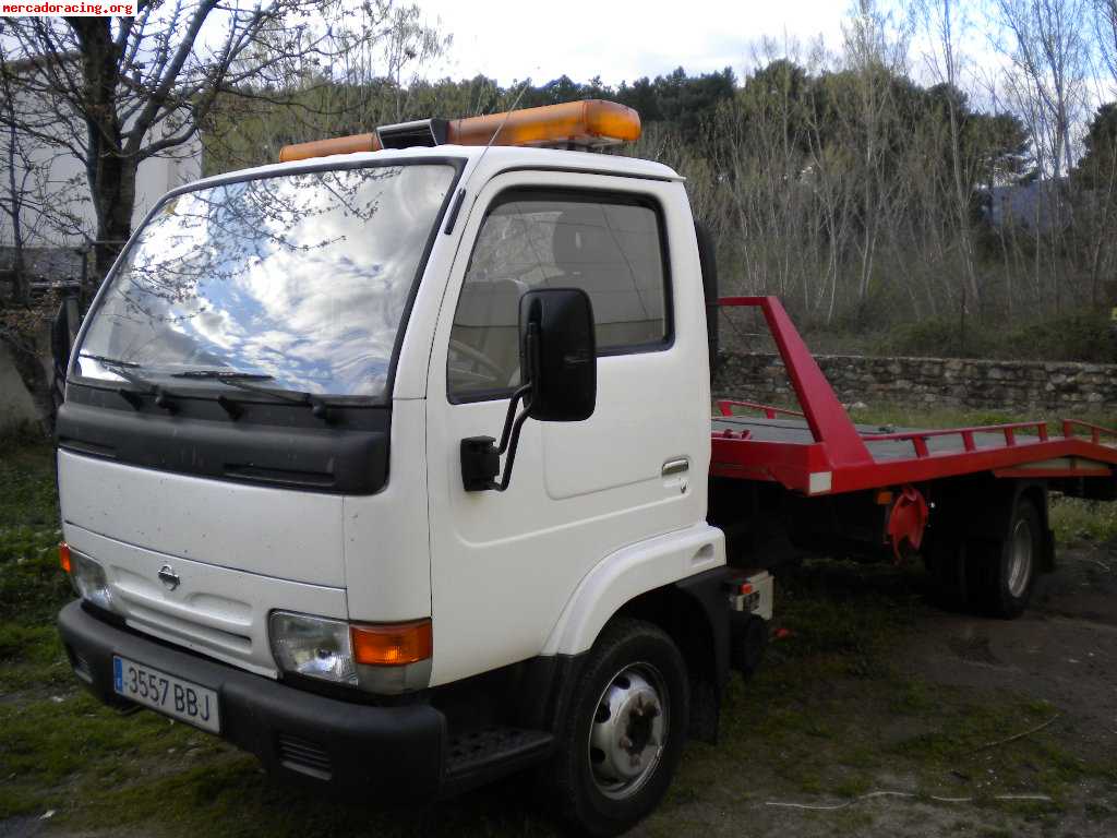 Nissan cabstar разборка