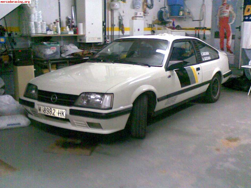 Opel monza 30 e