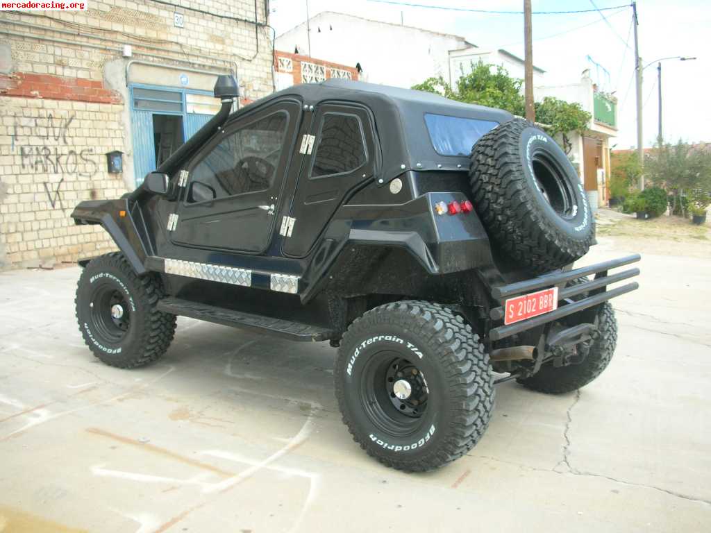 Predator 4x4 автомобиль