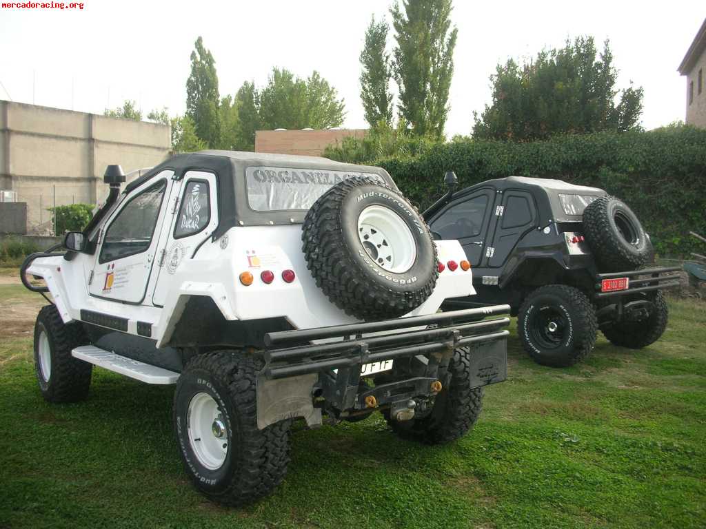 Predator 4x4 автомобиль