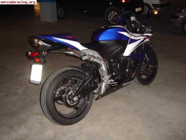 VENDO CBR 600 RR 2008 LIMITADA EN PAPELES