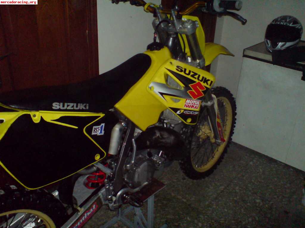 Suzuki music 125