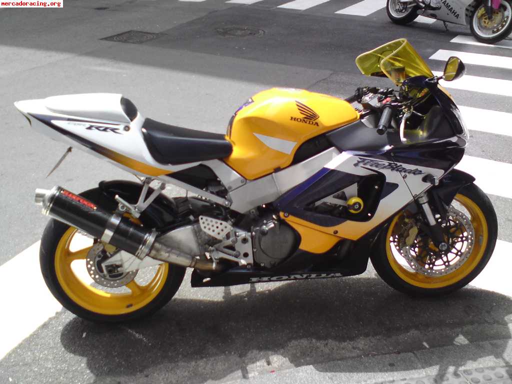 Honda cbr 929 пластик