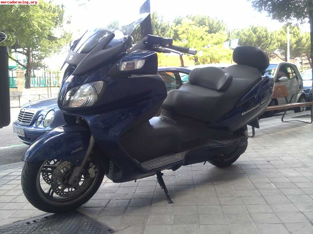 vendo o cambio Suzuki Burgman 650 executive