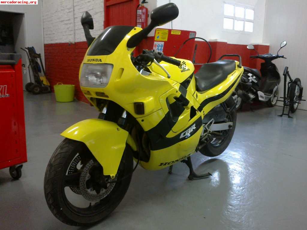 Vendo o cambio honda cbr 600 del 88