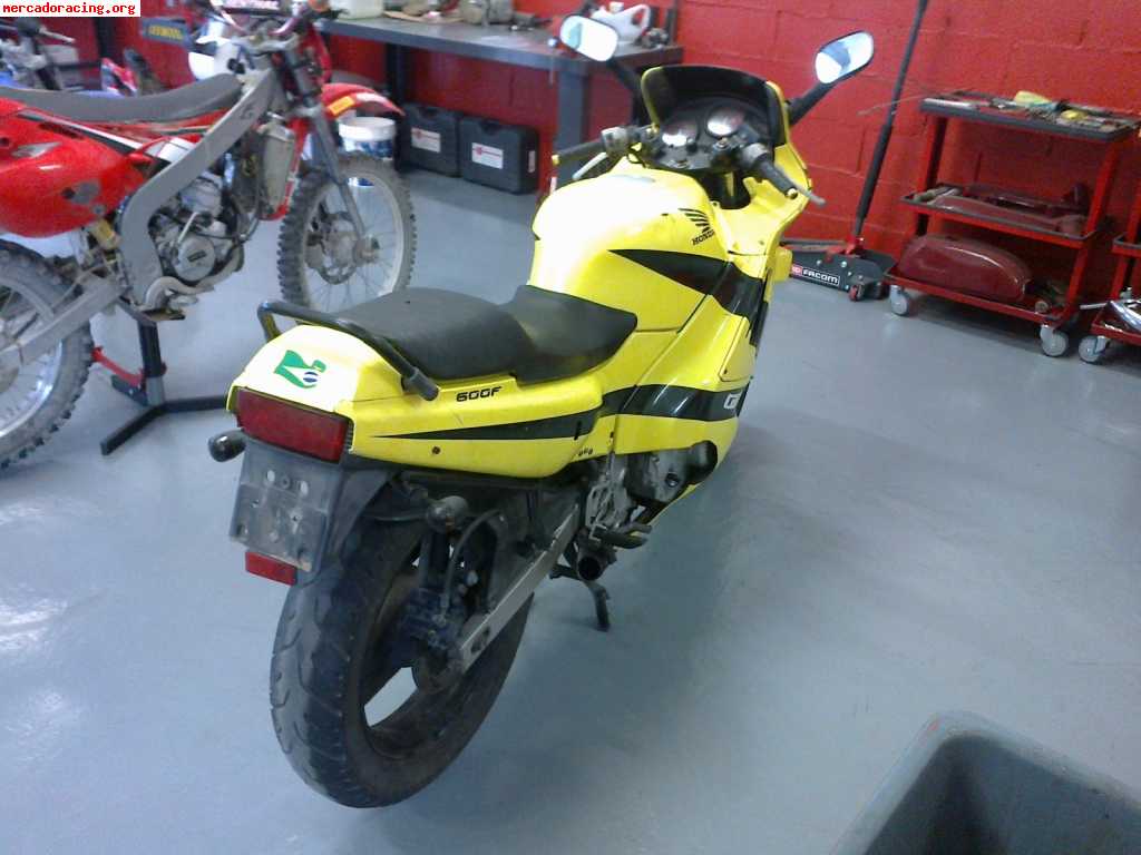 Vendo o cambio honda cbr 600 del 88