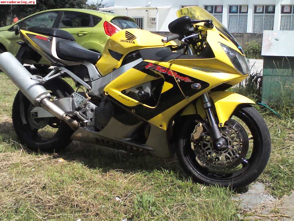 Honda cbr 929 пластик