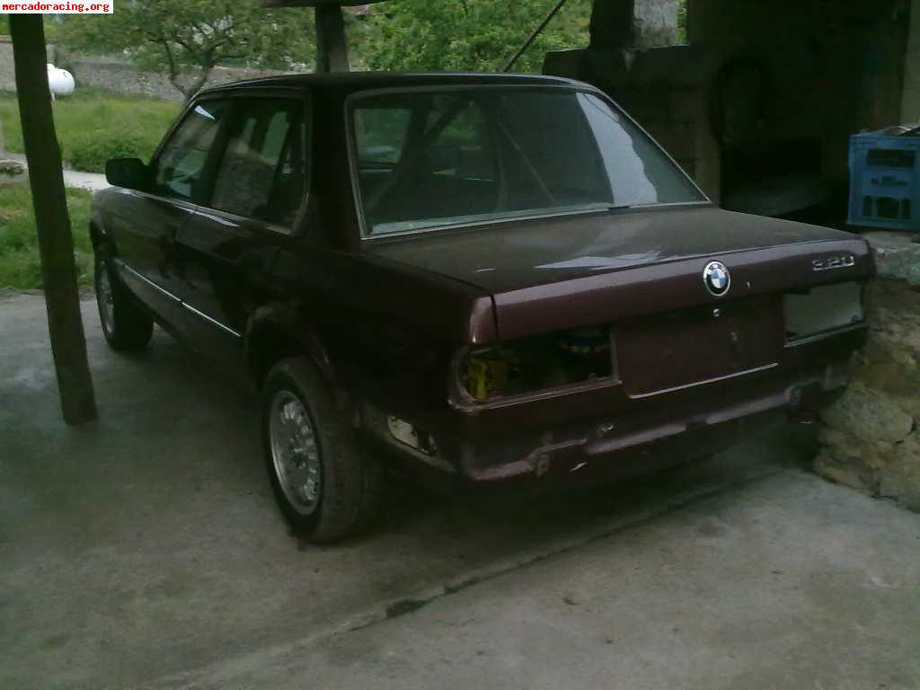 Bmw 320i багажник